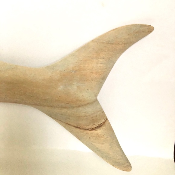 Carved Wooden dolphin pair wall art decor - Picture 8 of 9